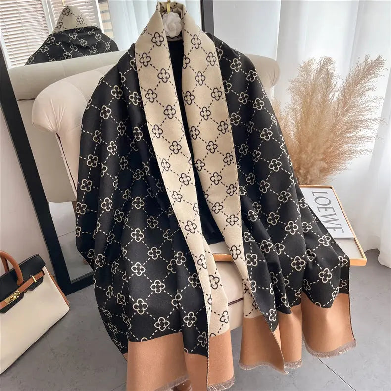Paris Elegance Scarf Aurélia