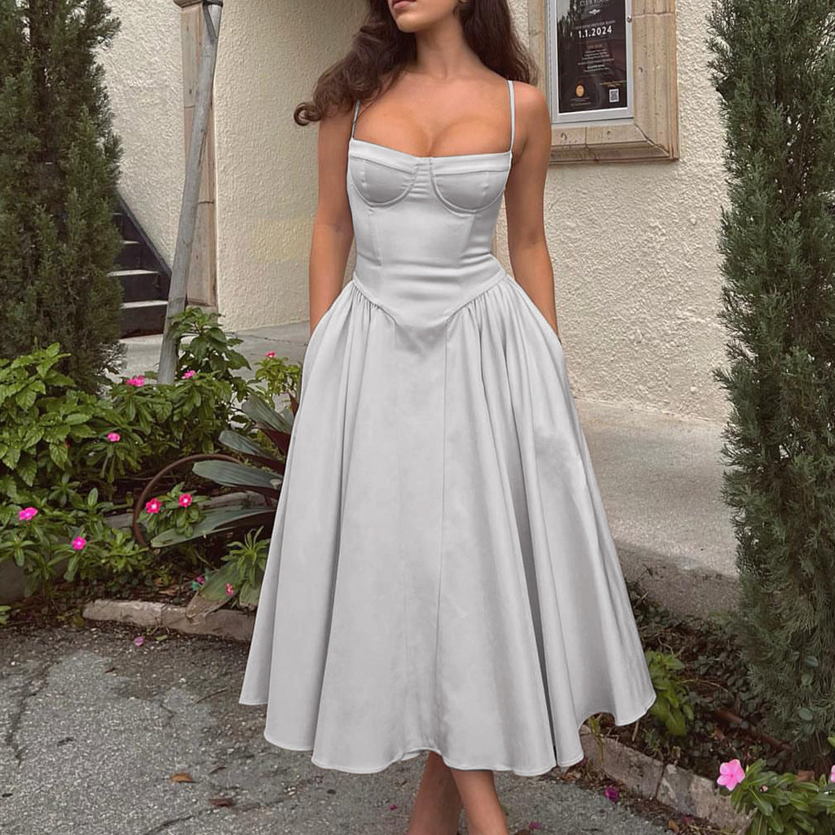 Spicy Slip Dress With Waist-Cinching Design, Slimming Backless Style For Women Aurélia