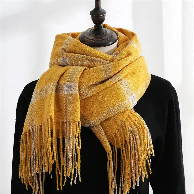Opulent Winter Drape Aurélia