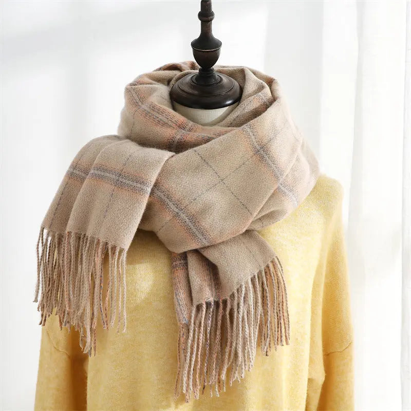 Opulent Winter Drape Aurélia