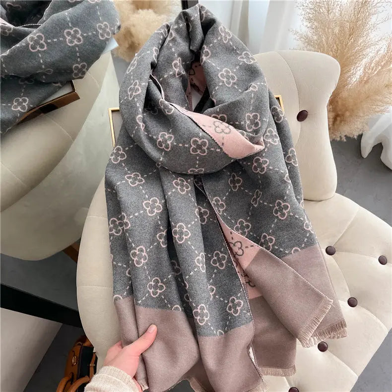 Paris Elegance Scarf Aurélia