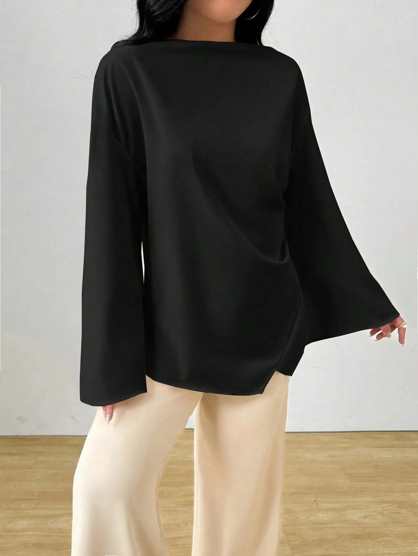 Irregular Hem Long Sleeve Top Aurélia