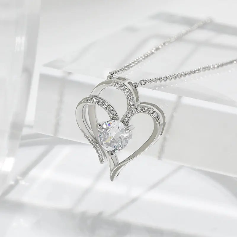 Love Clavicle Necklace Aurélia